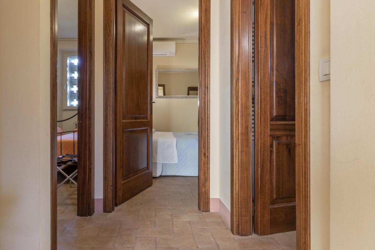 람포레키오 La Casa Medioevale B&B 외부 사진