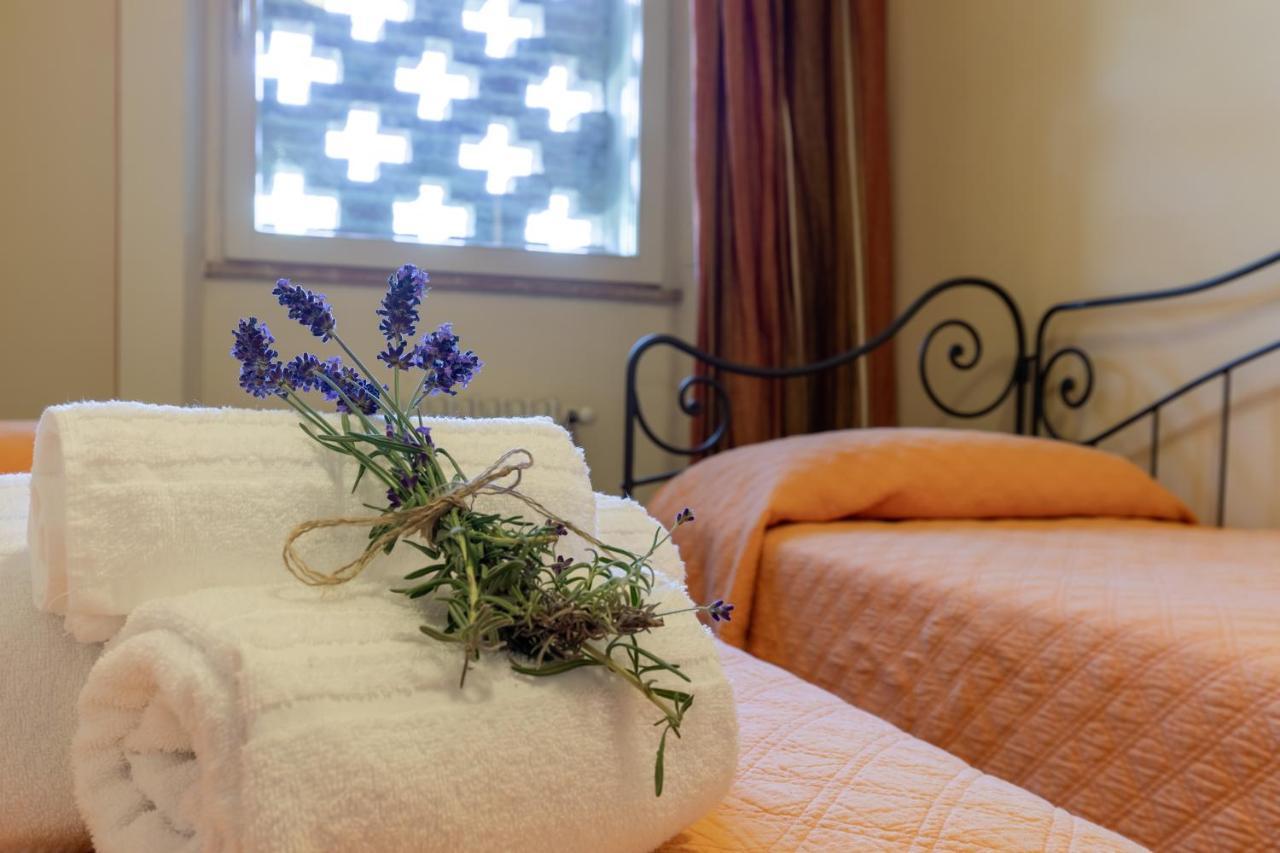 람포레키오 La Casa Medioevale B&B 외부 사진